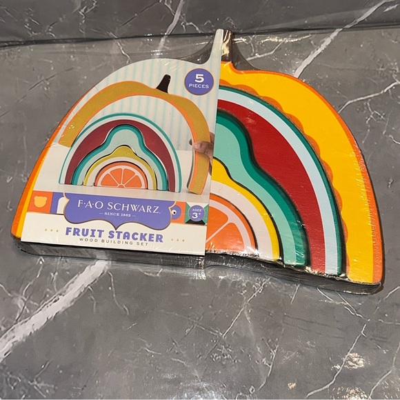 FAO Schwarz Stacked Fruit Slices - NEW - Picture 2 of 6